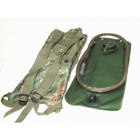CAMELBAG WOODLAND