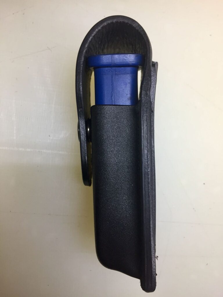FUNDA CARGADOR CUERO-KYDEX