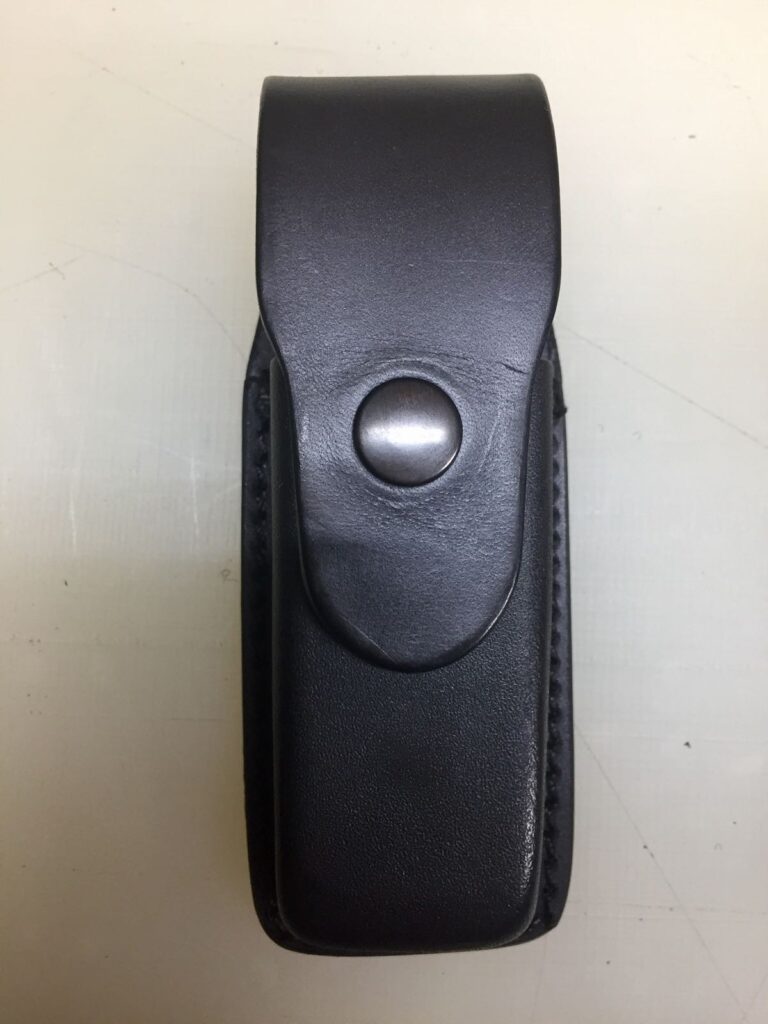 FUNDA CARGADOR CUERO-KYDEX