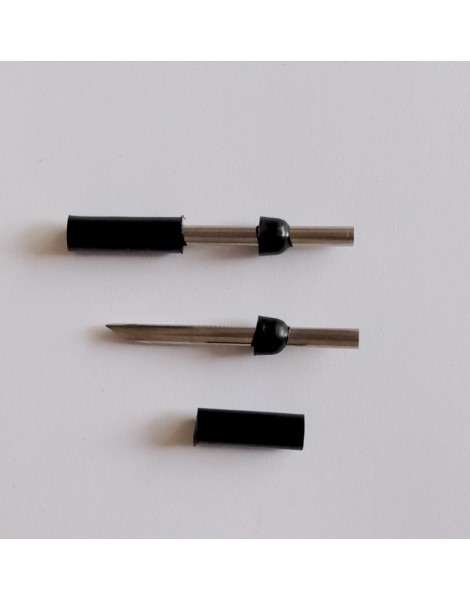 KIT DE 25 CLAVOS DE ACERO DE SUSTITUCIÓN BARRERA DE CLAVOS